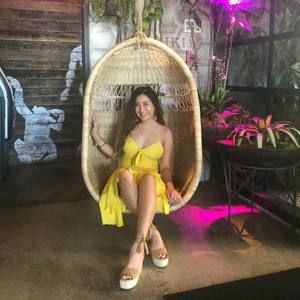 Meet your Posher, Valerie